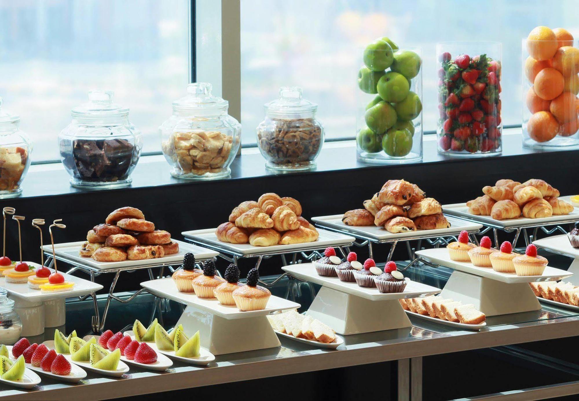 Hotel Courtyard By Marriott Jazan Esterno foto