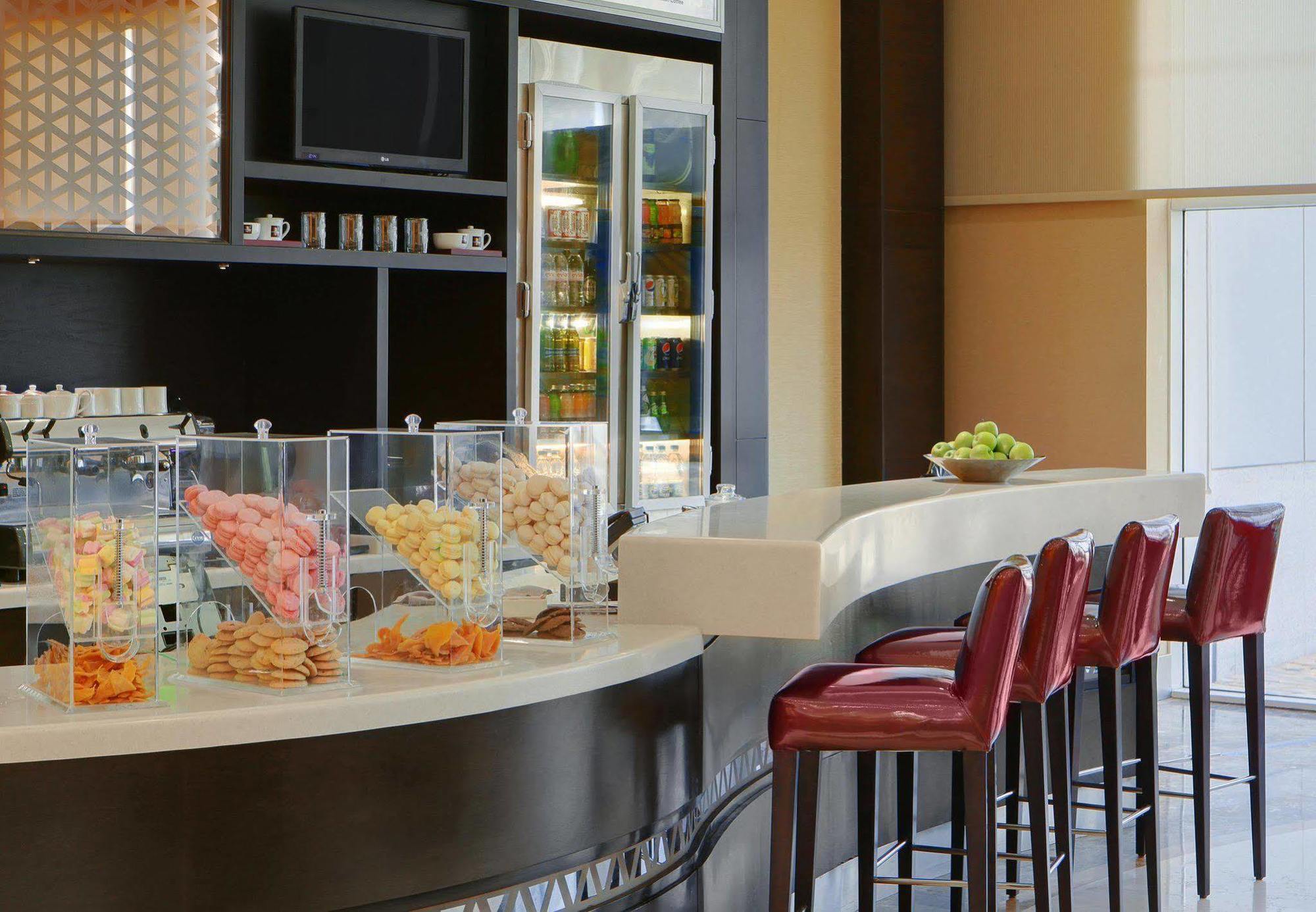Hotel Courtyard By Marriott Jazan Esterno foto